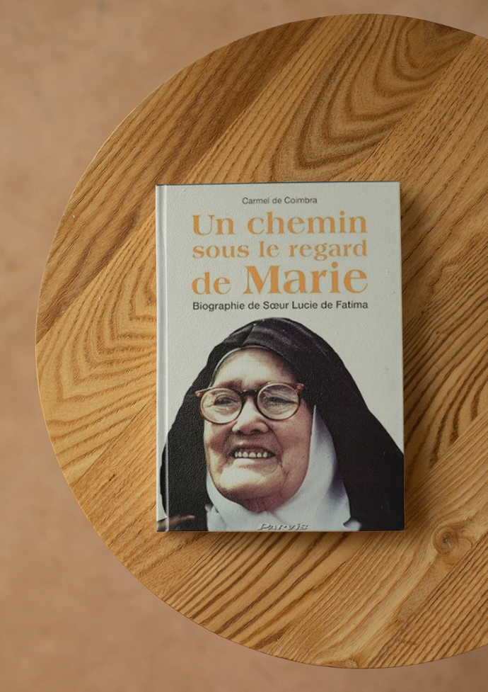 Un chemin sous le regard de Marie